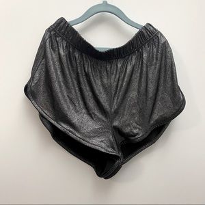 Metal satin elastic waist band short